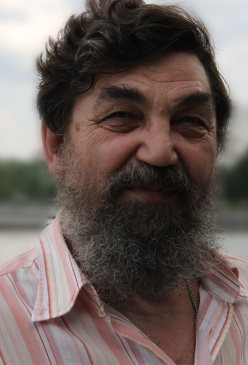 Артамонов Геннадий Николаевич